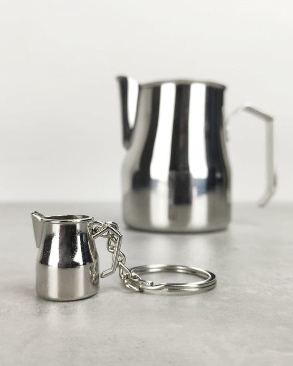 Kaffee-Schlüsselanhänger in Form einer Milchkännchen