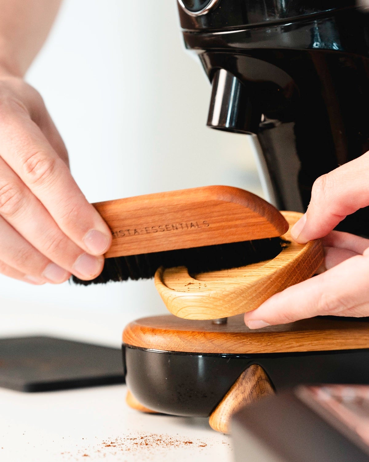 Kaffeebürste zum Reinigen rund um Ihre Kaffeemühle